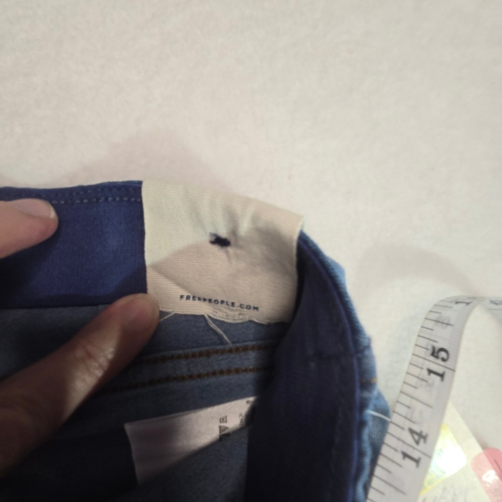 NWT We The Free People Penny Pull On Flare Jeans Blue Mid Rise Denim Women 27x34 - Picture 12 of 16